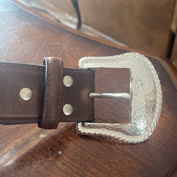 NWT Nocona concho leather brown size 42 men’s belt - Picture 6 of 8